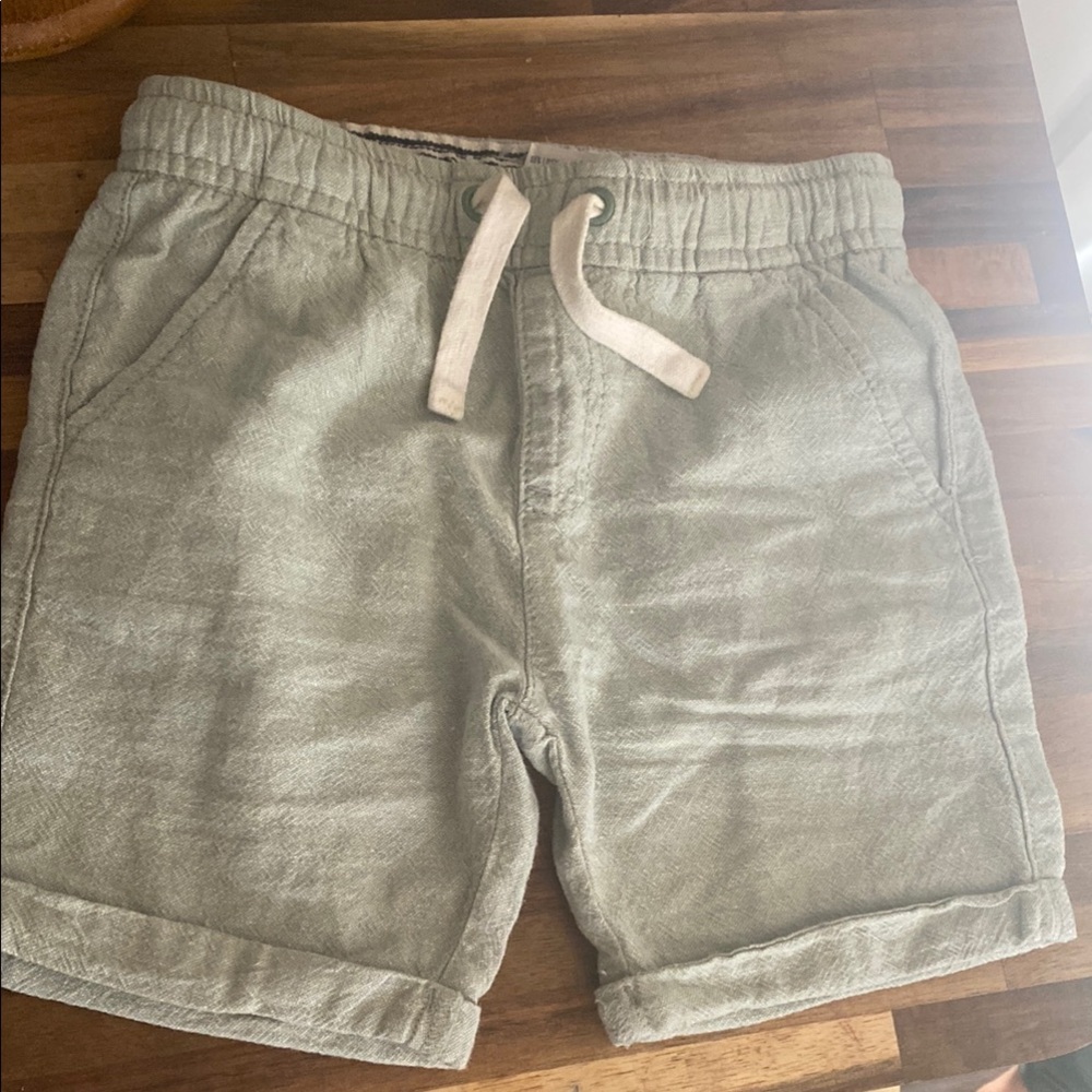 Casual Light Green Shorts with Drawstring